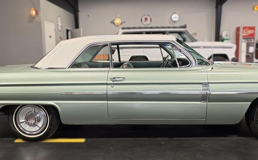 1962 Oldsmobile EightyEight