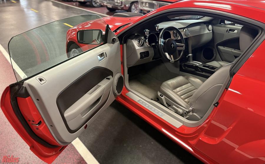2006 Ford Mustang